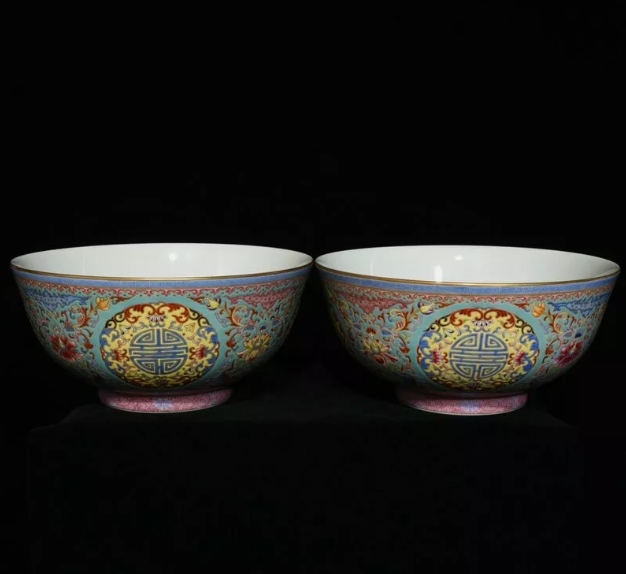 Pair of Colored Enamel Porcelain Flower Cups and Tea Bowls