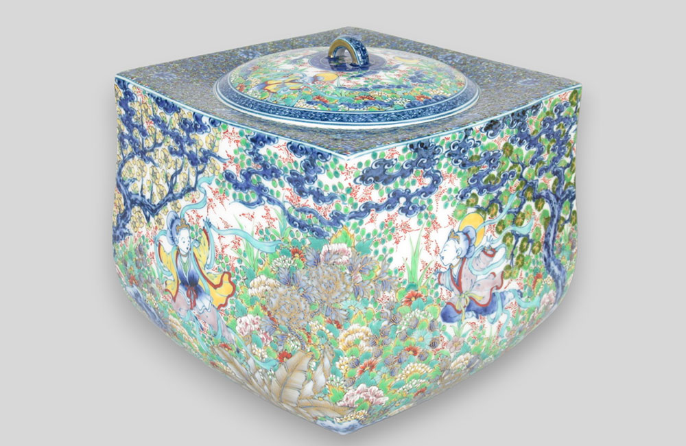 Hiten Water Vessel